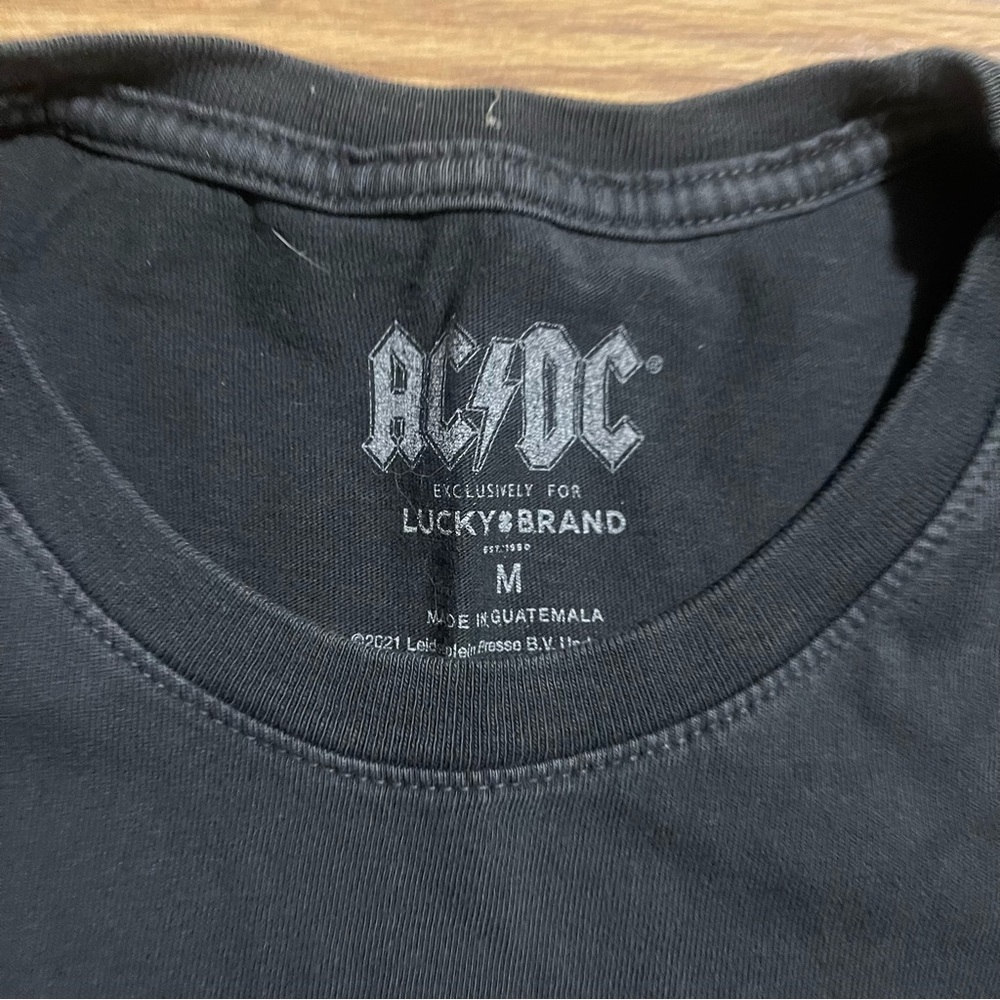 AC/DC Cut Off Tank Medium - Picture 2 of 6